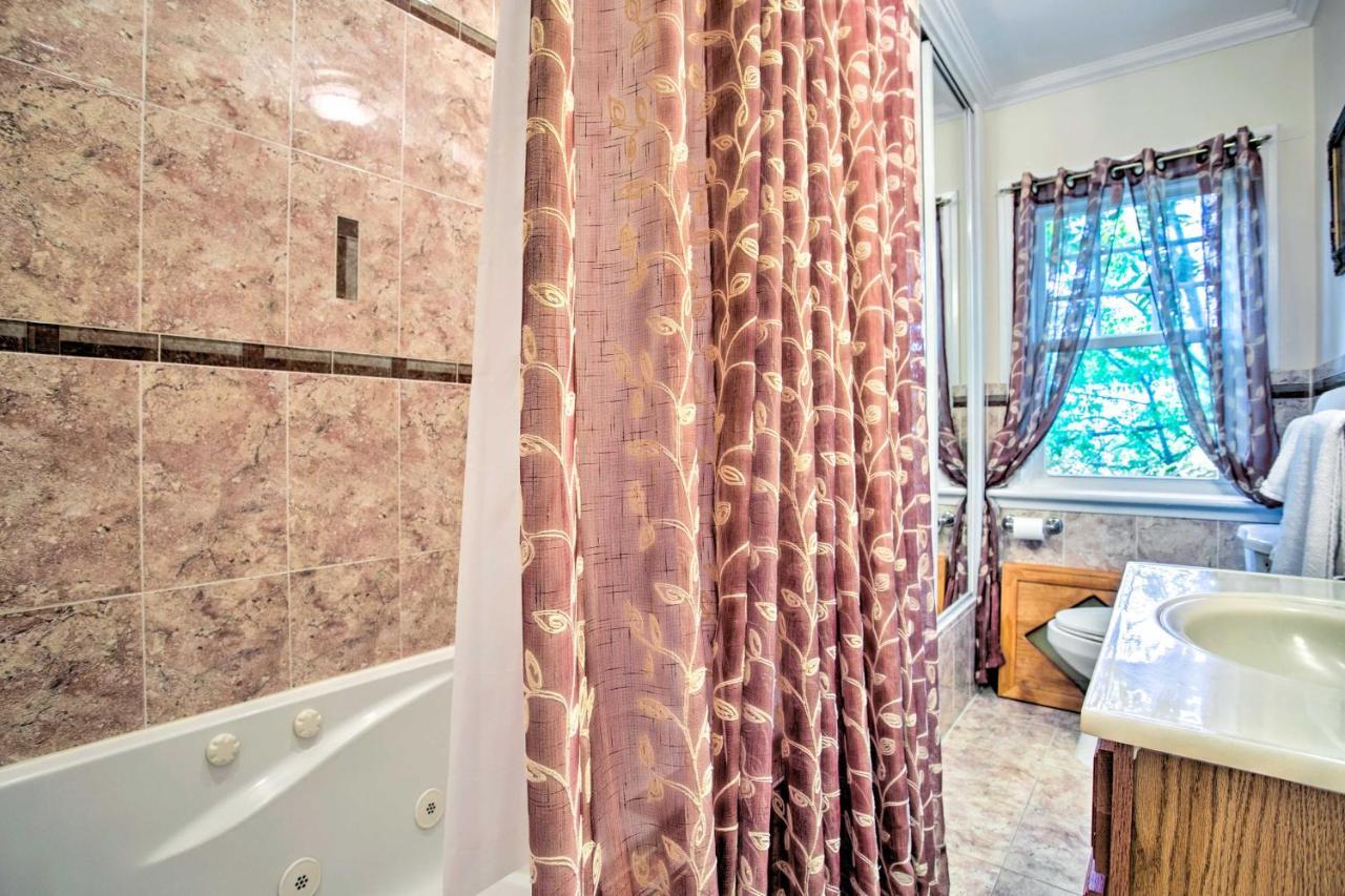Charming Yonkers Retreat - 10 Mi To Central Park! المظهر الخارجي الصورة