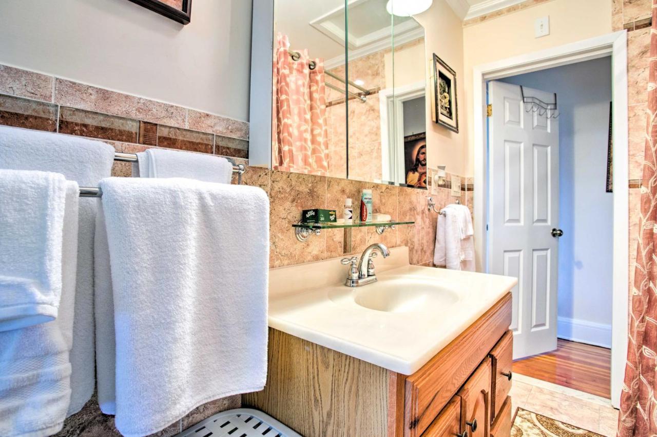 Charming Yonkers Retreat - 10 Mi To Central Park! المظهر الخارجي الصورة